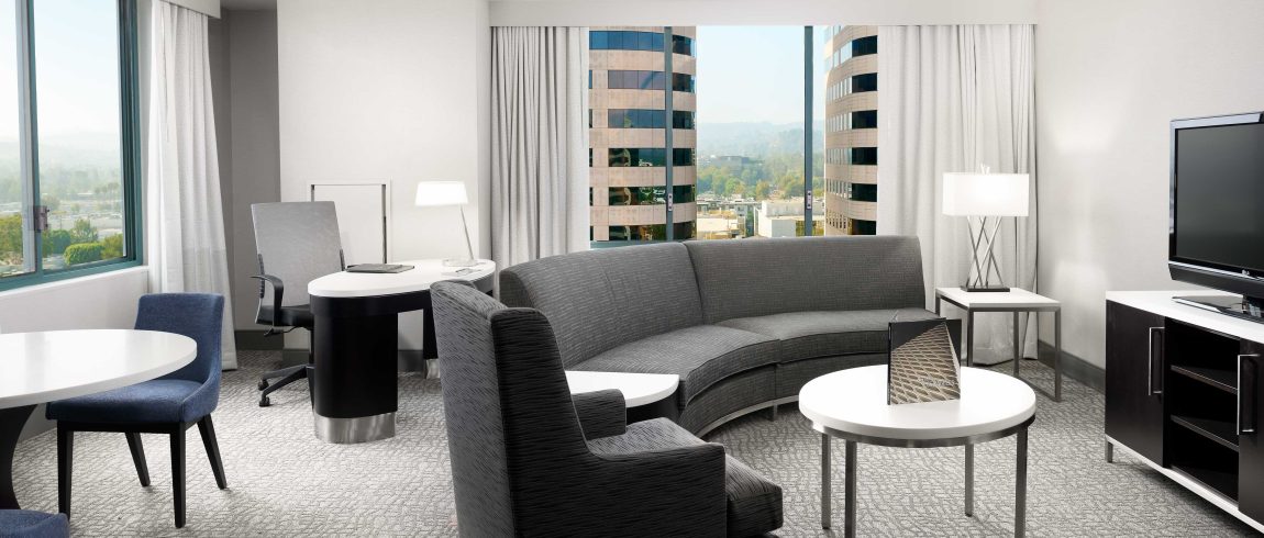 King Bed Premium Corner Suite
